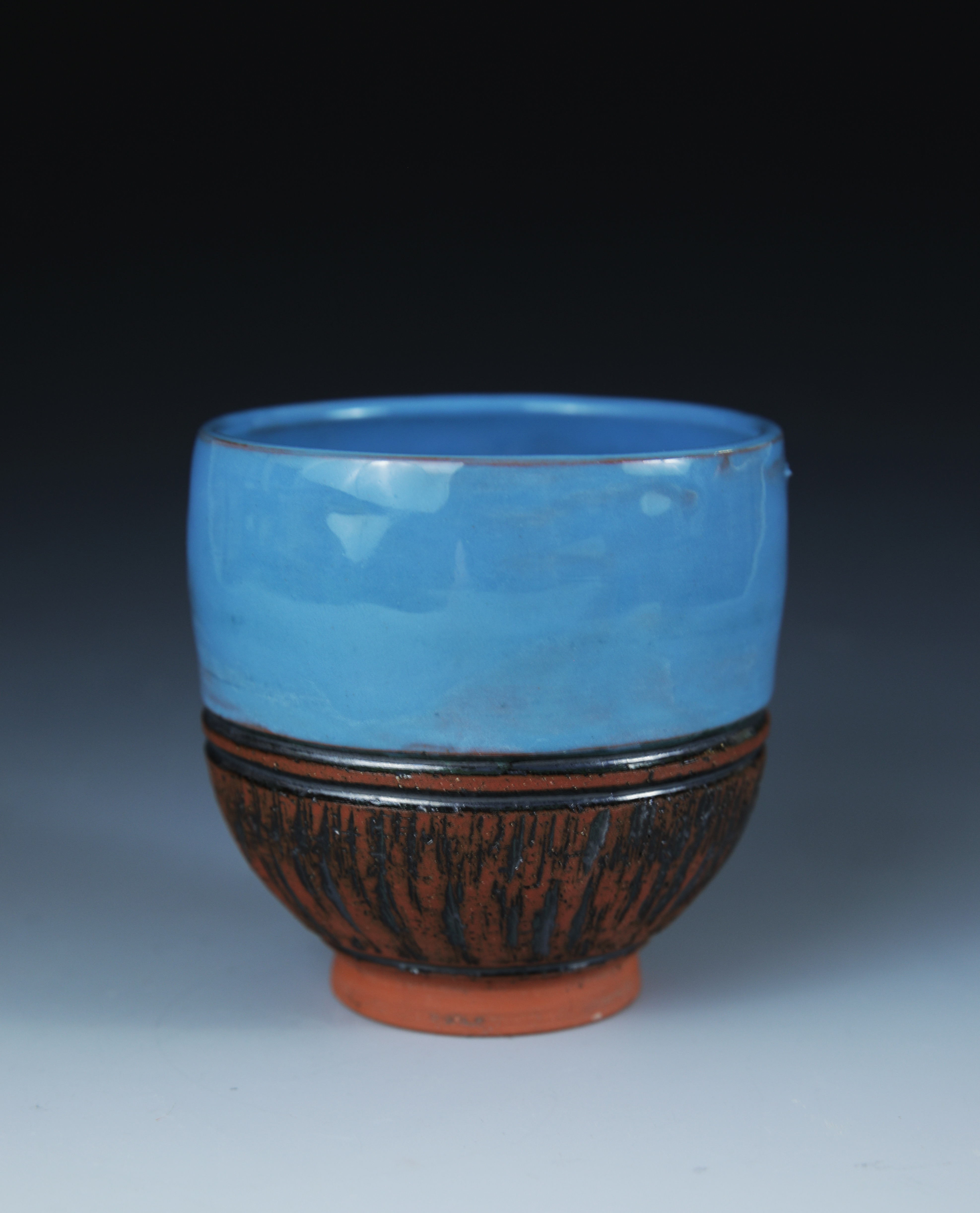 Chatter cup