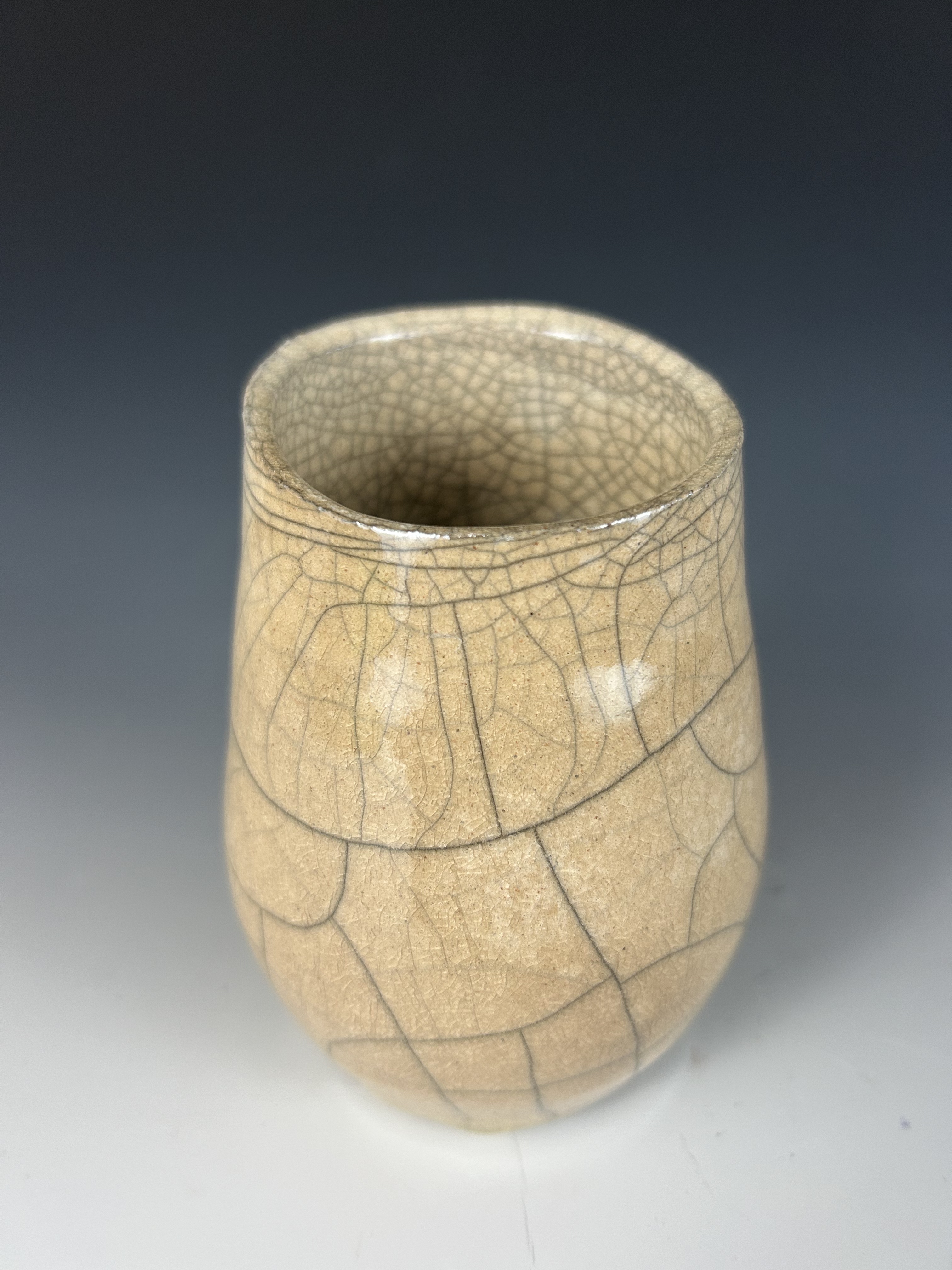 Crack vase